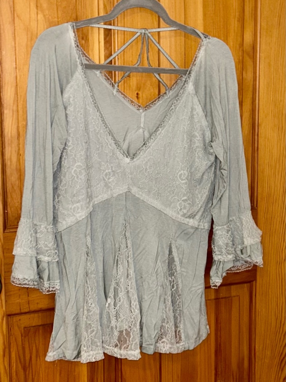 Elegant POL Mint Green Lace Detail Boho Shirt Size Small Lace Up Back